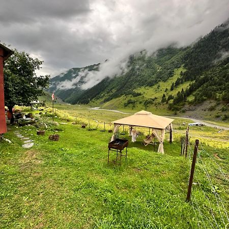 Pirikiti Hotel Akhmeta Kültér fotó