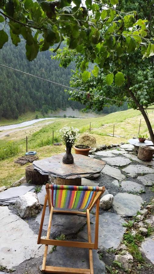 Pirikiti Hotel Akhmeta Kültér fotó