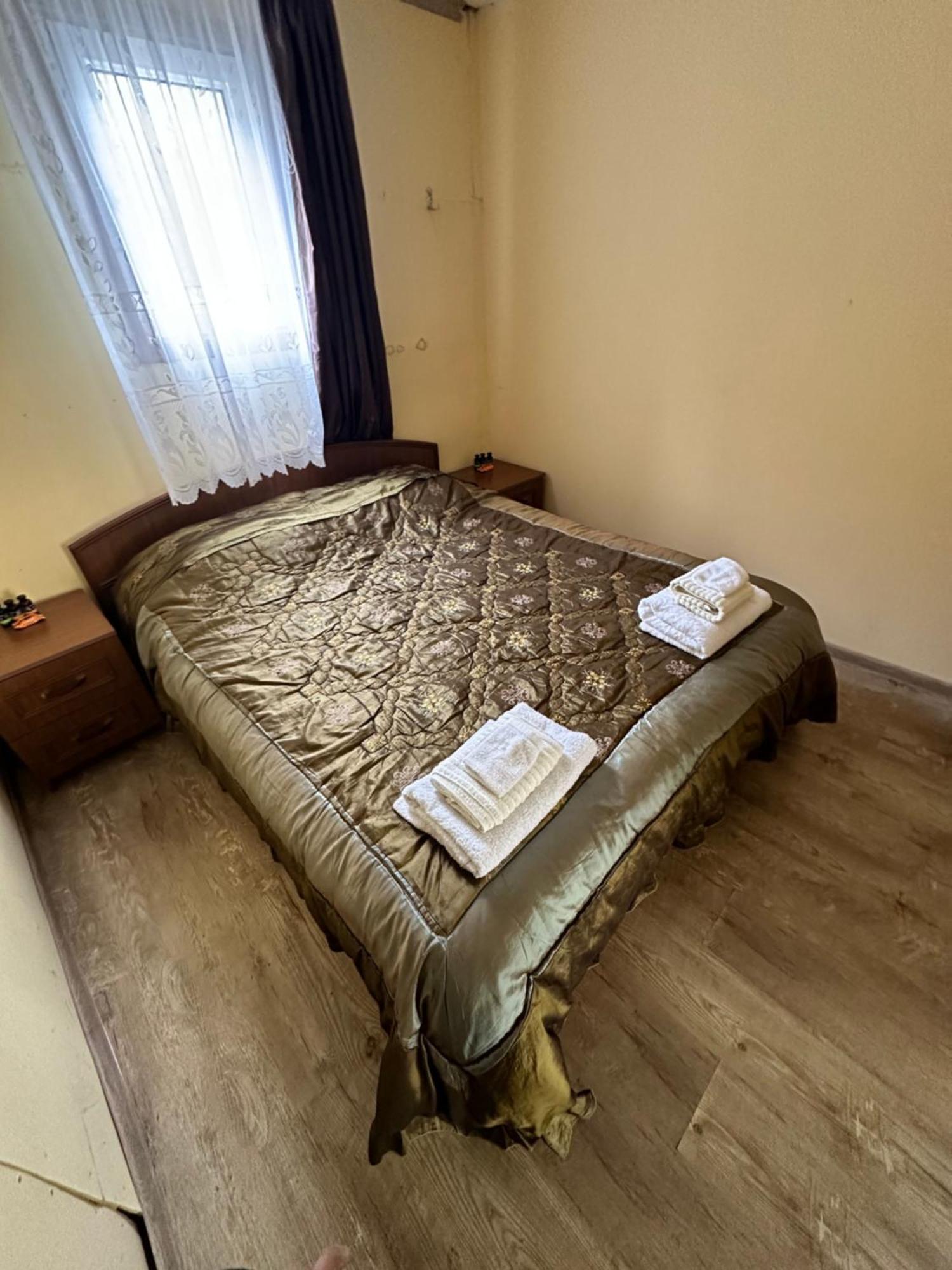 Pirikiti Hotel Akhmeta Kültér fotó
